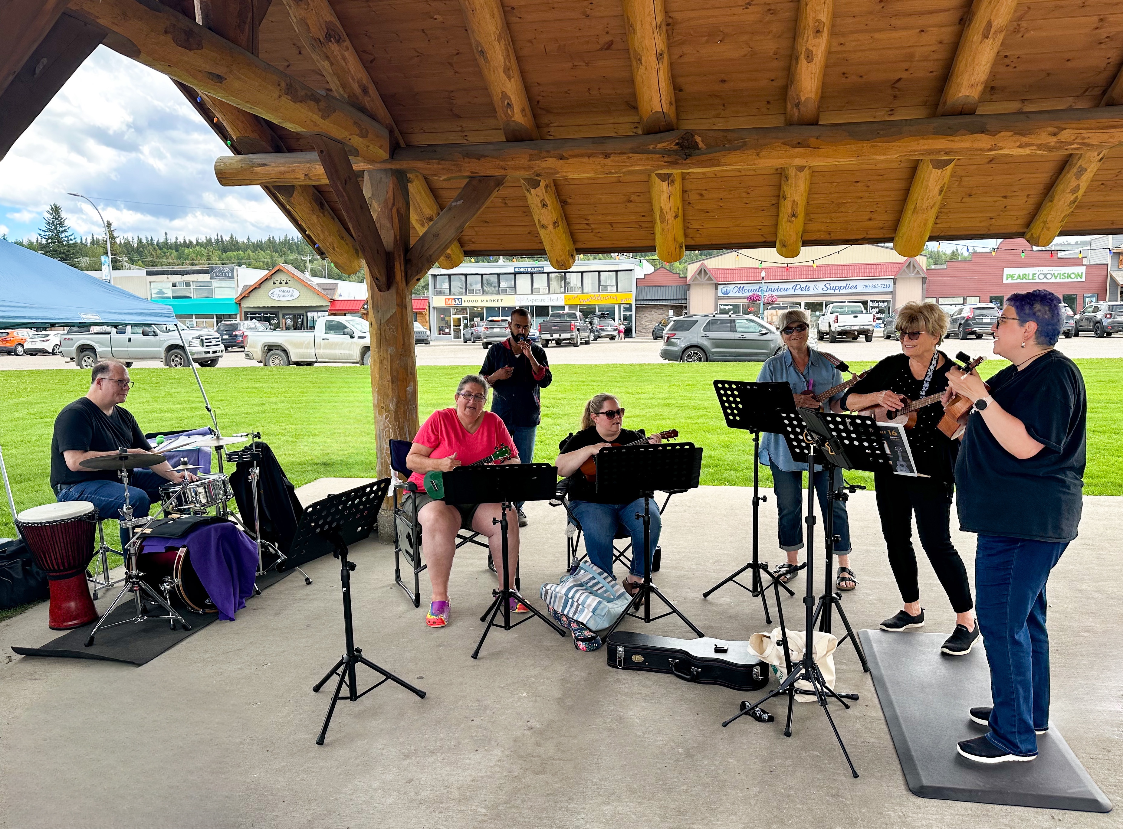 Hinton Ukulele Group leading a community singalong
